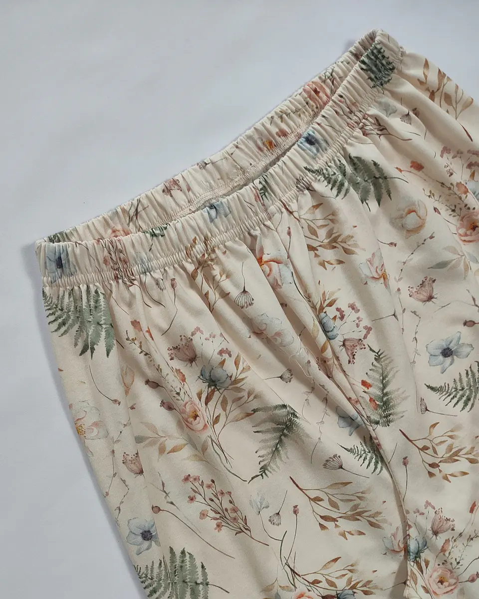 Pijama de Mulher 100% Algodão com Calção Corsário – Amarelo Torrado e Estampado Floral 4