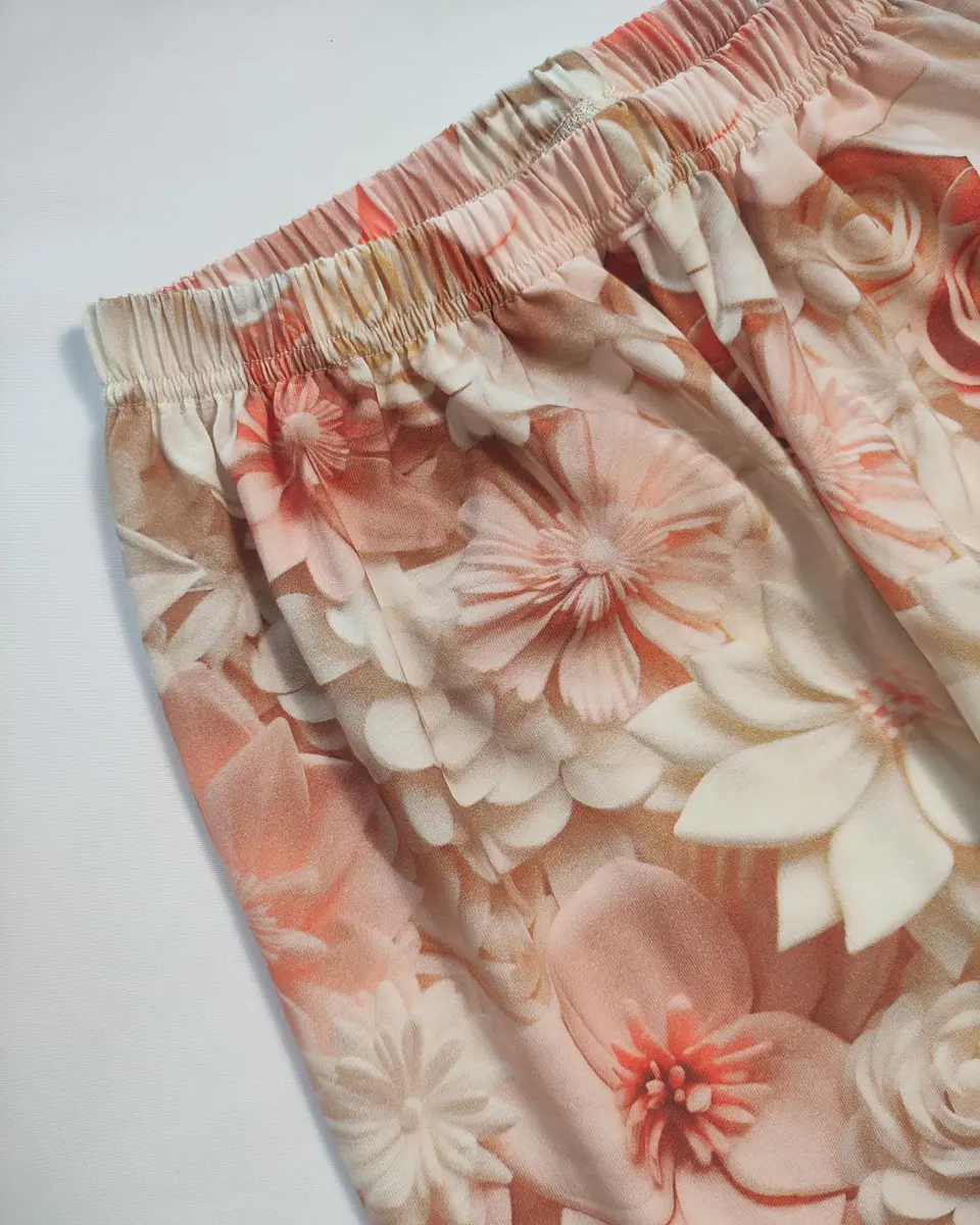 Pijama de Mulher 100% Algodão com Calção Corsário – beje com calção estampado 5