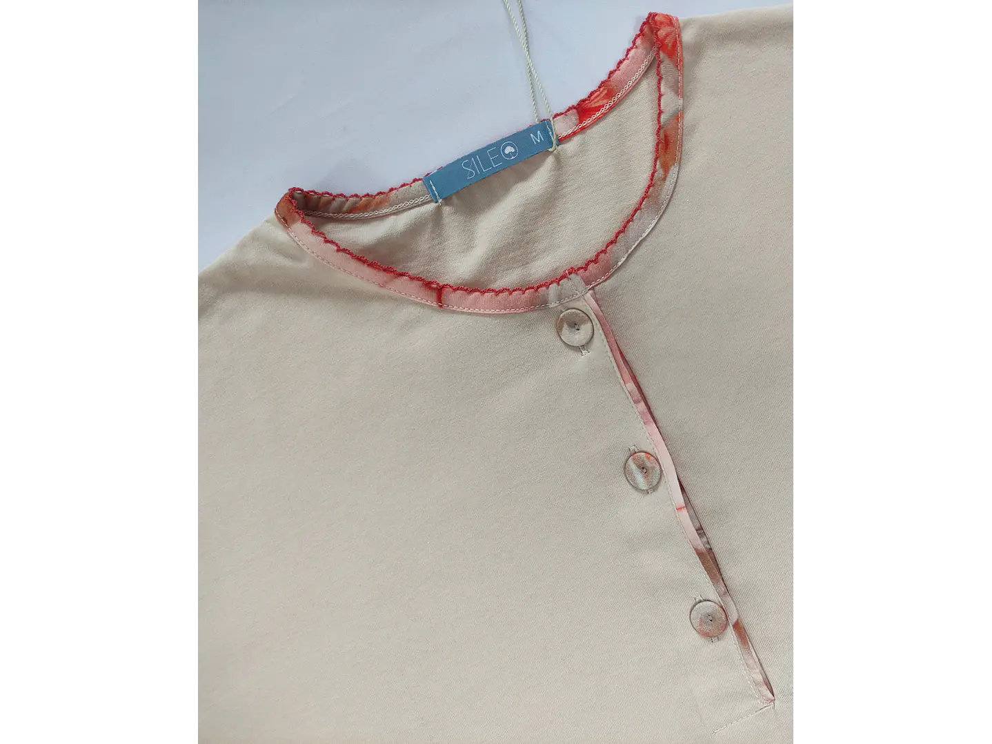 Pijama de Mulher 100% Algodão com Calção Corsário – beje com calção estampado 3