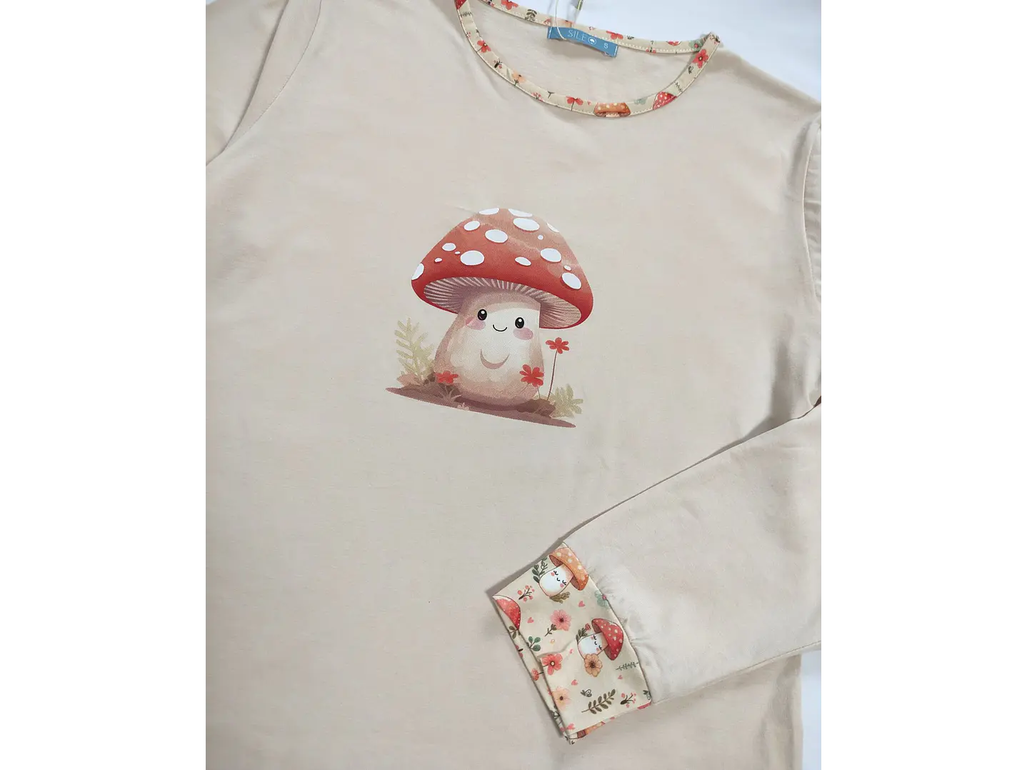 Pijama de Mulher em Algodão com Estampado de Cogumelos  - beje 3
