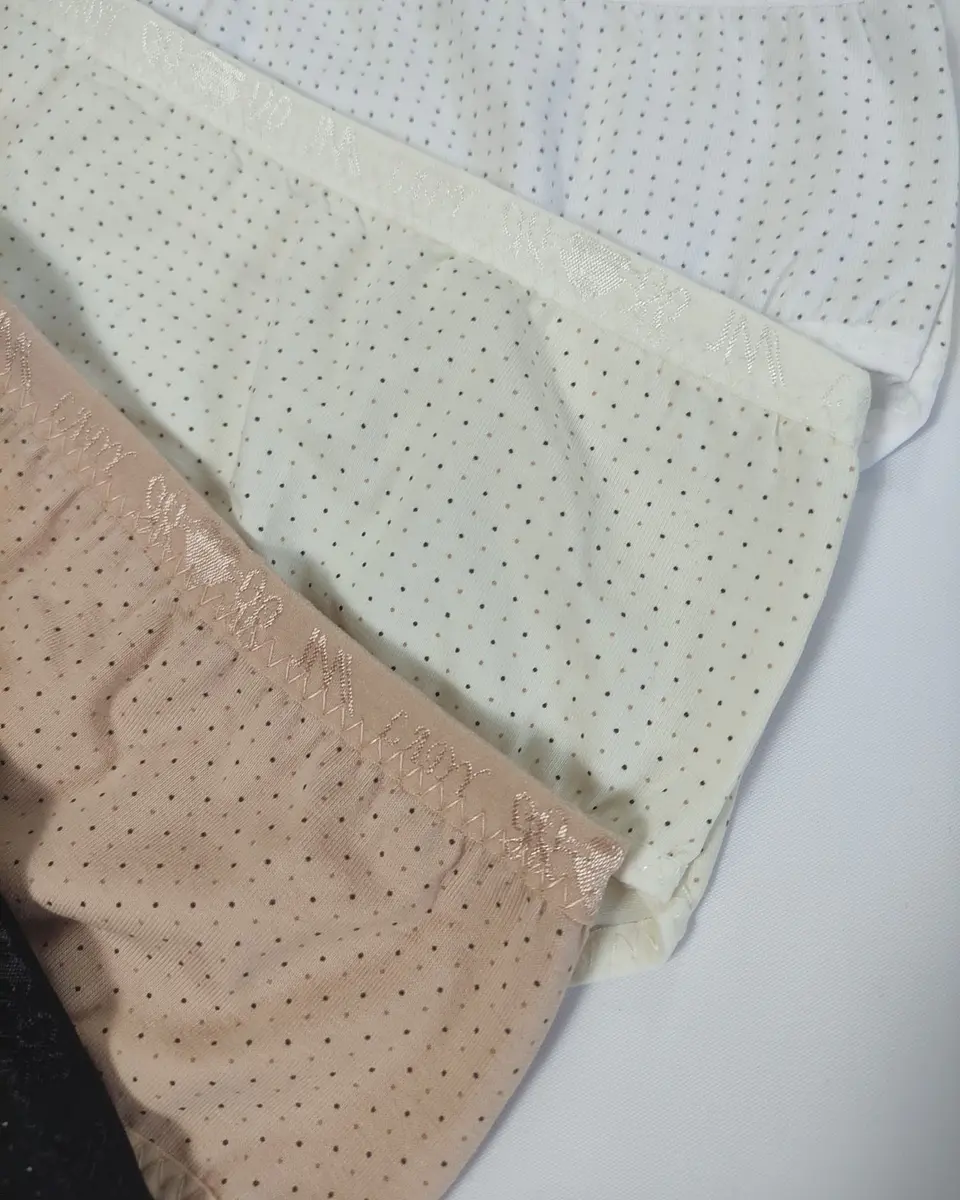 Cueca em algodão estampado em pintinhas- Pack de 4 3