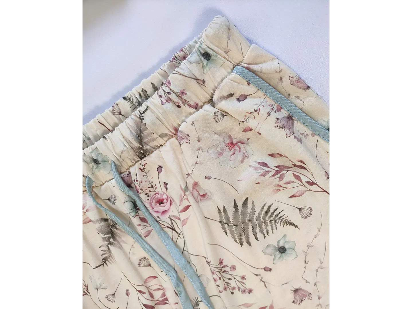 Pijama de Mulher Algodão Manga Curta “Dreams Never Ends” com Calção Floral 3