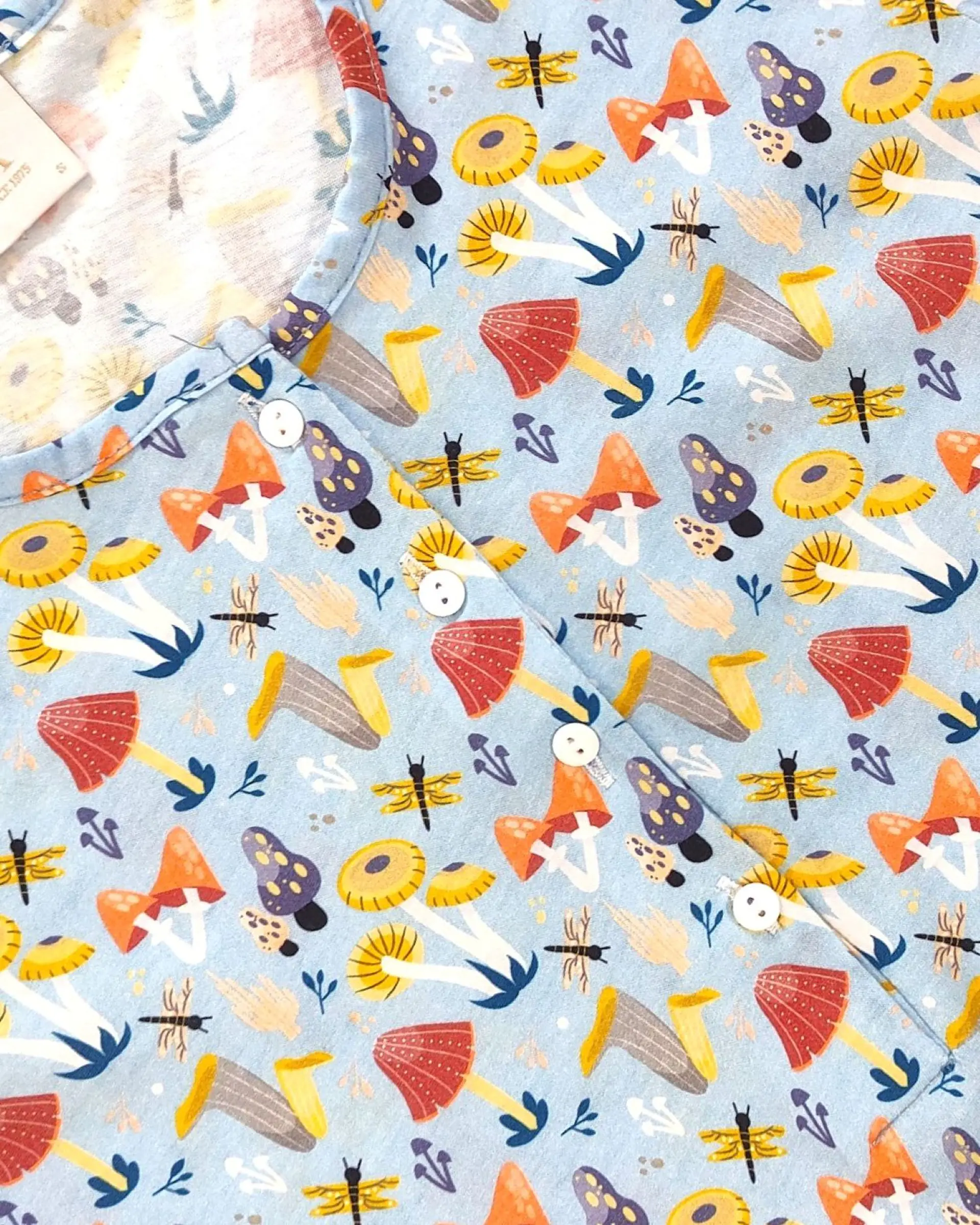 Camisa de Dormir Algodão com Abertura Frontal | Estampado Cogumelos Azul | Fabricado em Portugal 4
