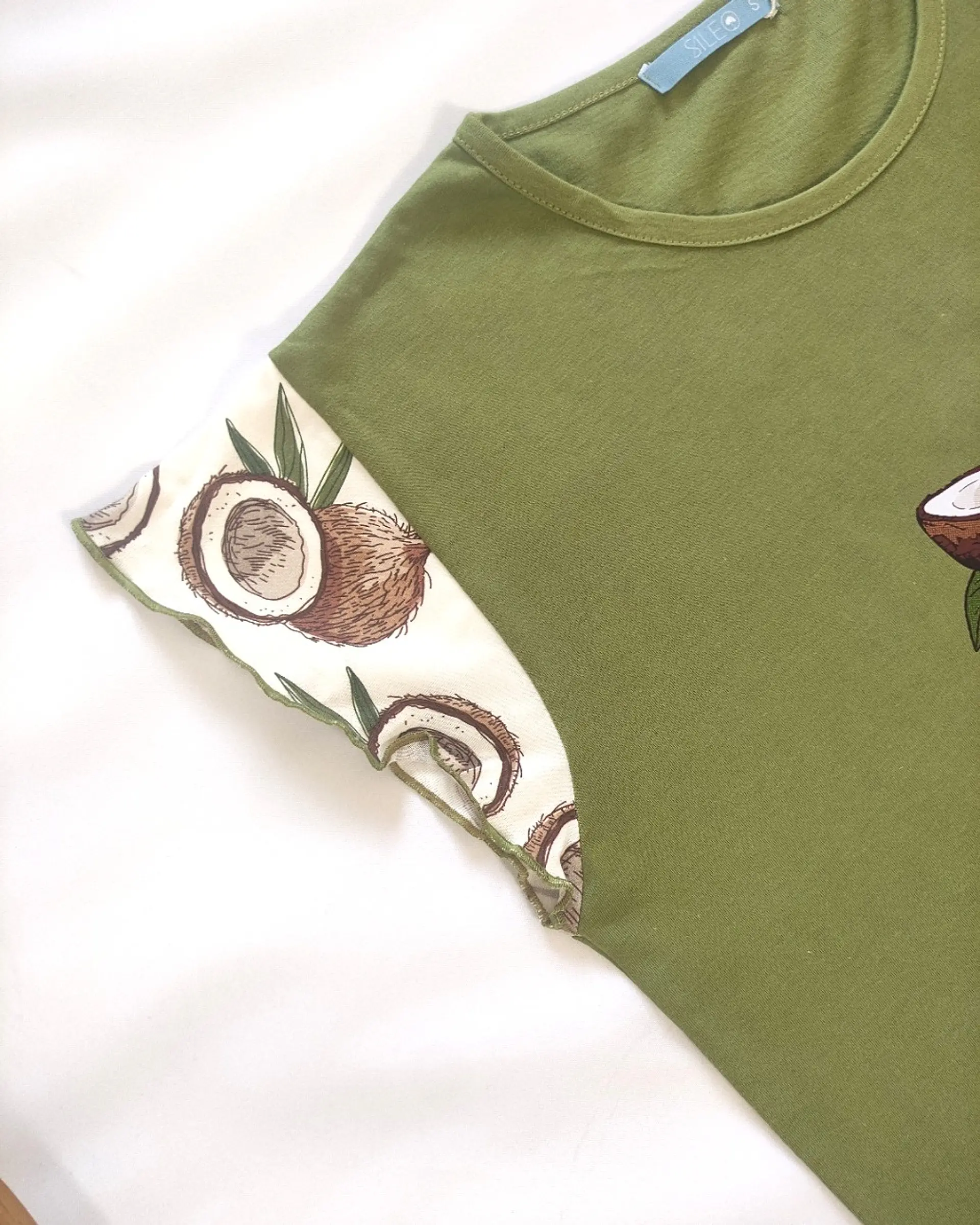 Pijama Feminino em Algodão Verde com Calção Estampado de Cocos  6