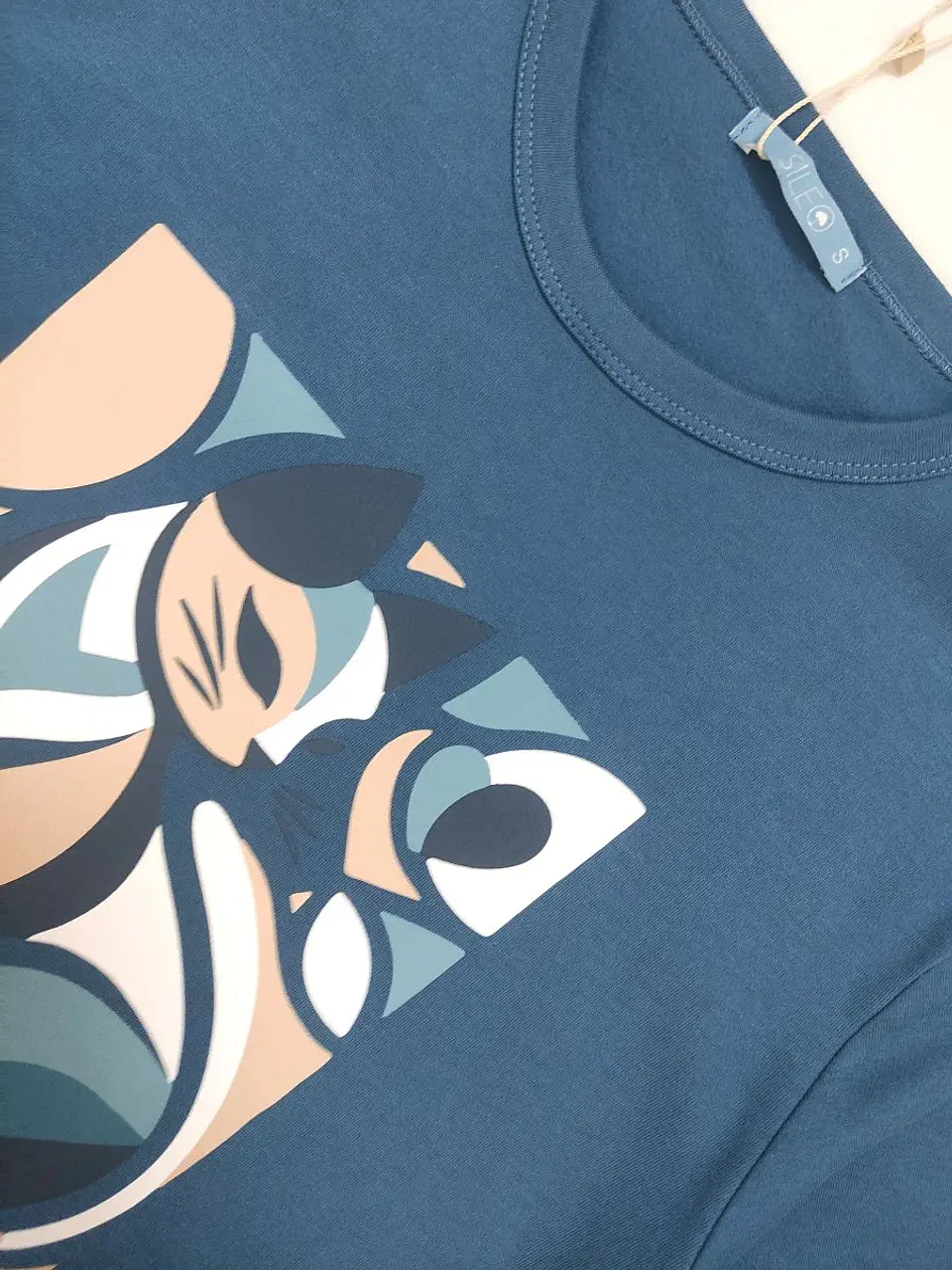 Pijama de Mulher 100% Algodão Cardado – Gato Artístico 2