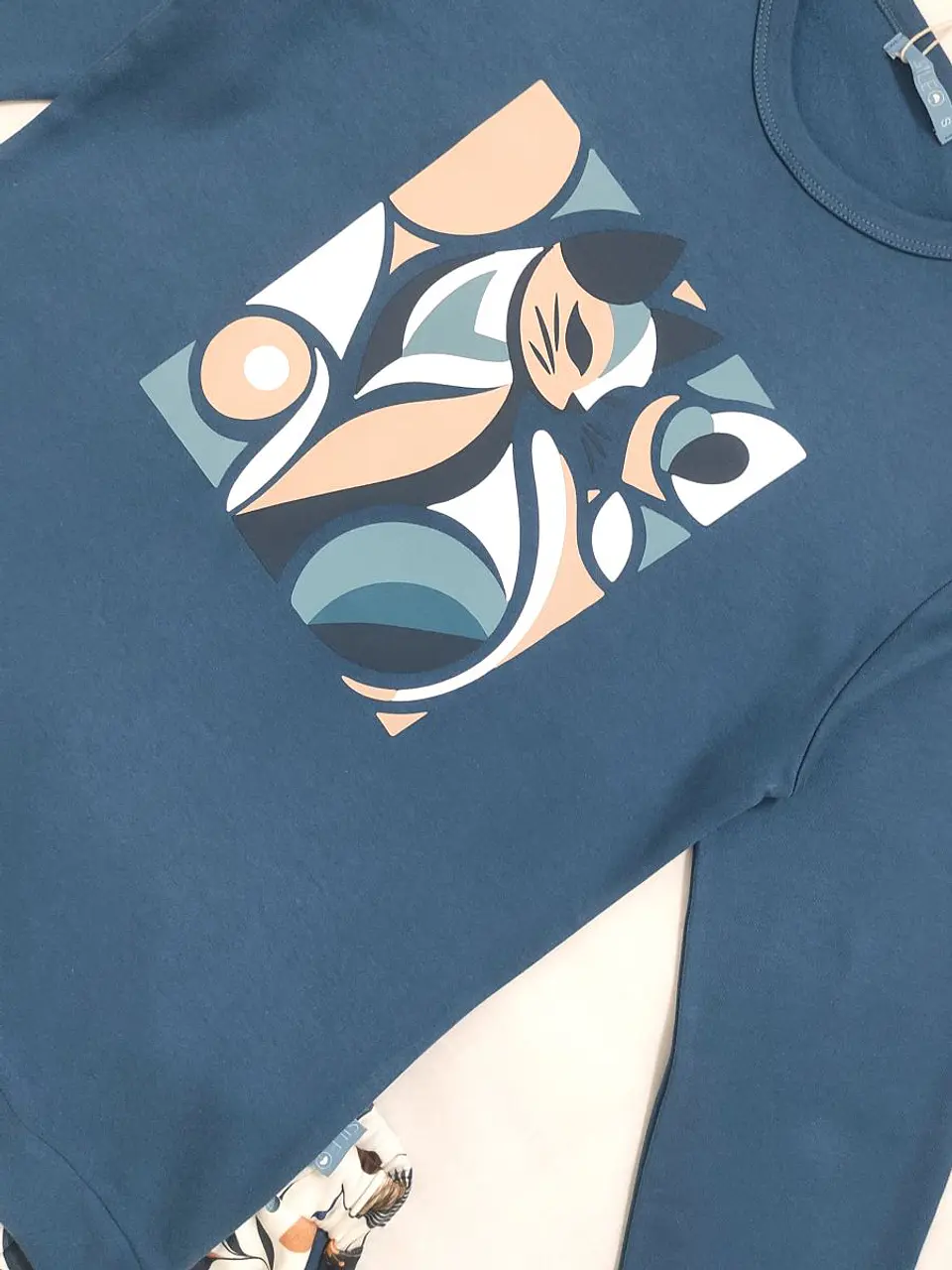 Pijama de Mulher 100% Algodão Cardado – Gato Artístico 3