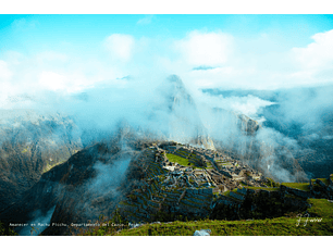 Amanecer en Machu Picchu, Departamento del Cuzco, Perú