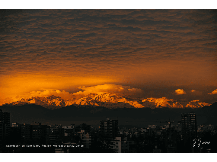 Atardecer en Santiago, Región Metropolitana, Chile 1