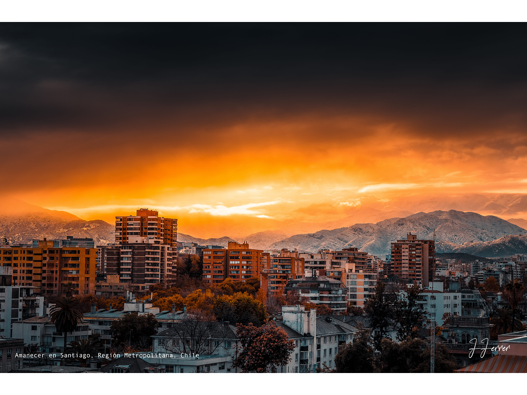 Amanecer en Santiago, Región Metropolitana, Chile 1