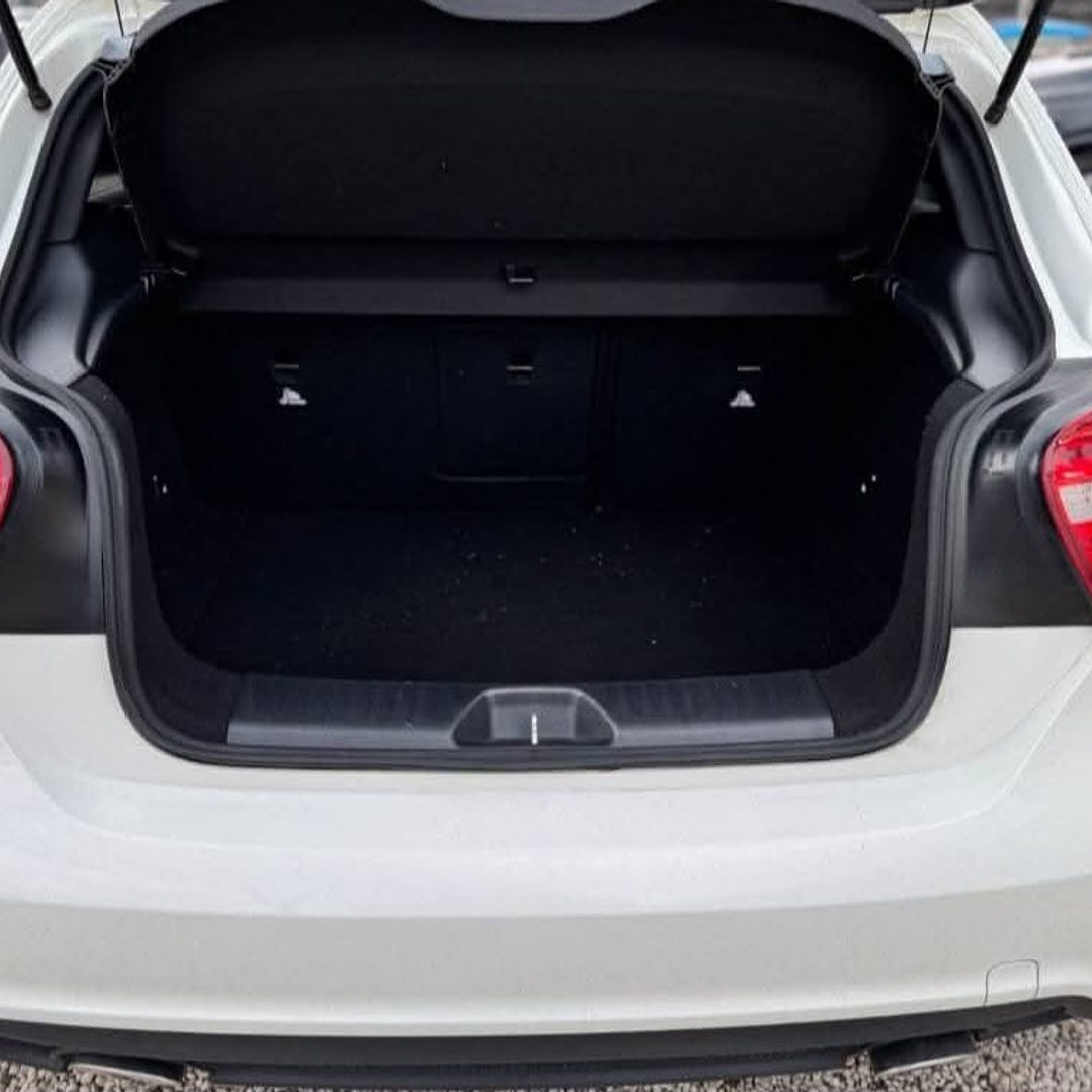 Mercedes-Benz a220d 15