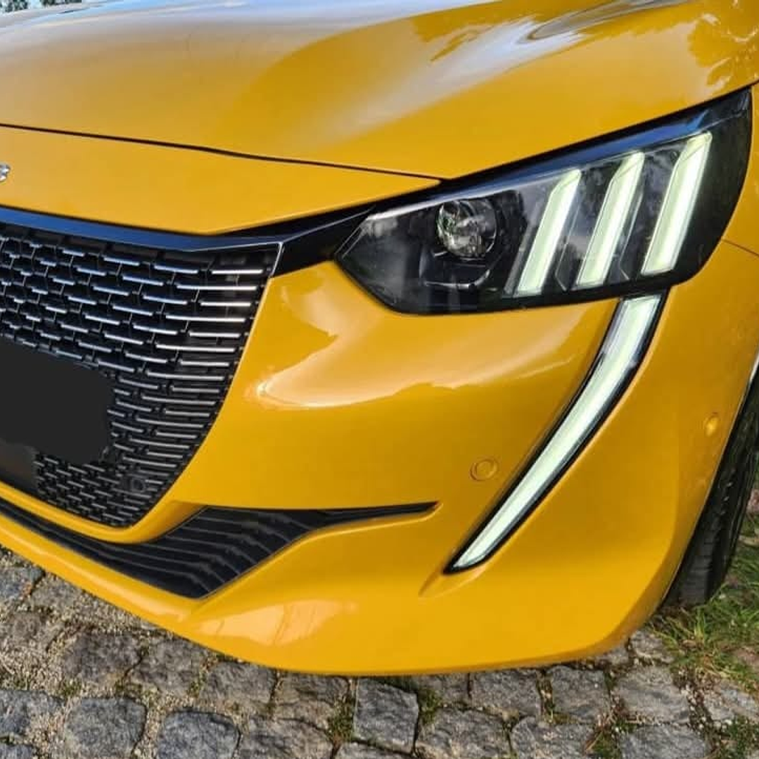 Peugeot 208 GT line 25