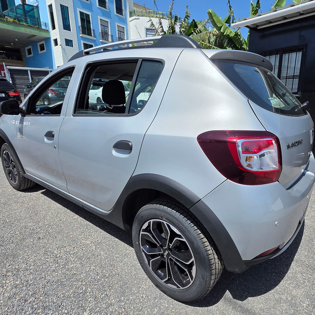 Dacia sandero stephay 11