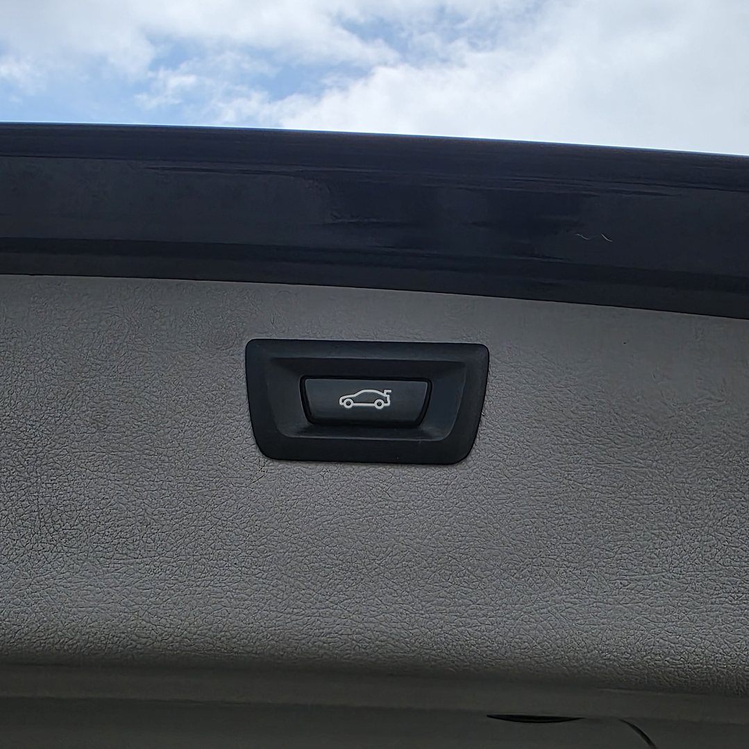 Bmw série  320d Xdrive 12