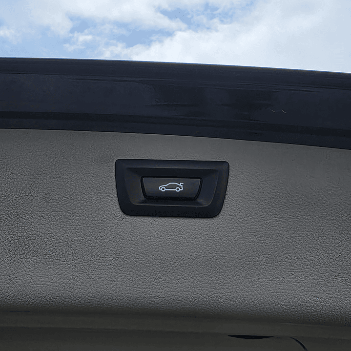 Bmw série  320d Xdrive 12