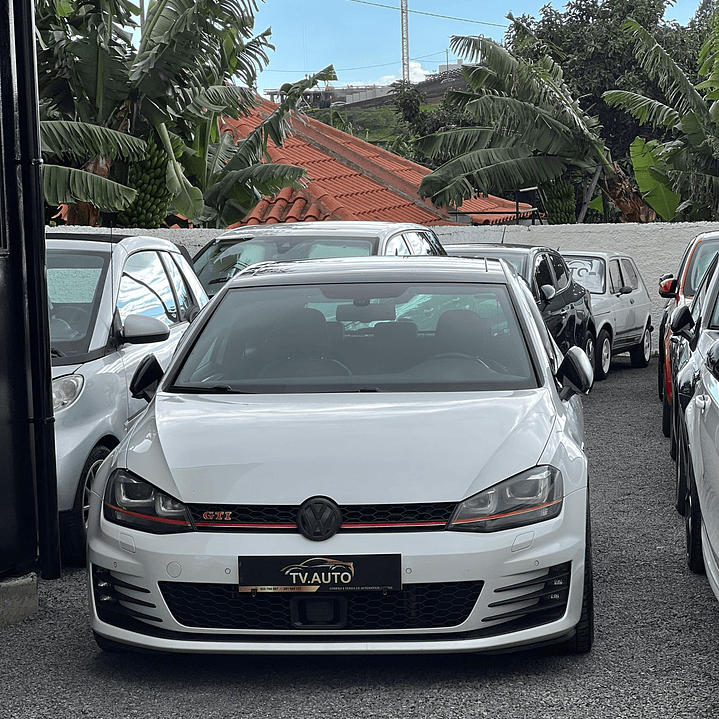 Volkswagen golf 7 GTi performance 10