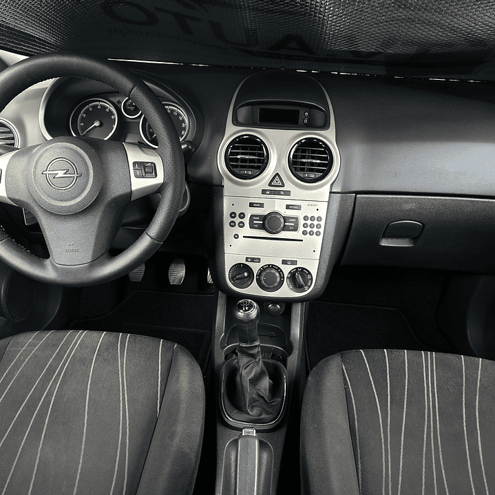 Opel Corsa D 1.2cc 11