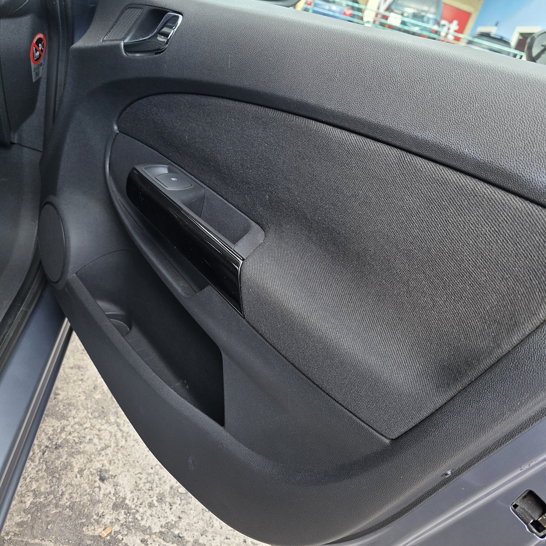 Opel Corsa D 1.2cc 13