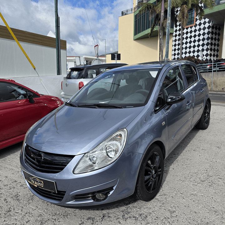 Opel Corsa D 1.2cc 3
