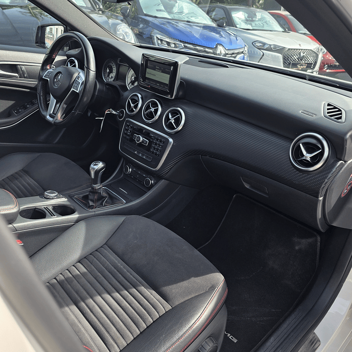 Mercedes class A180d Manual 12