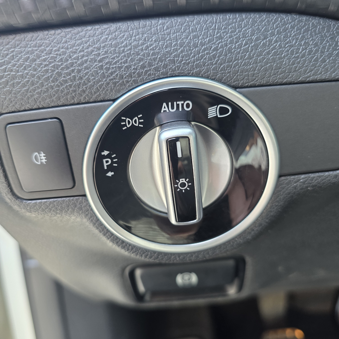 Mercedes class A180d Manual 19