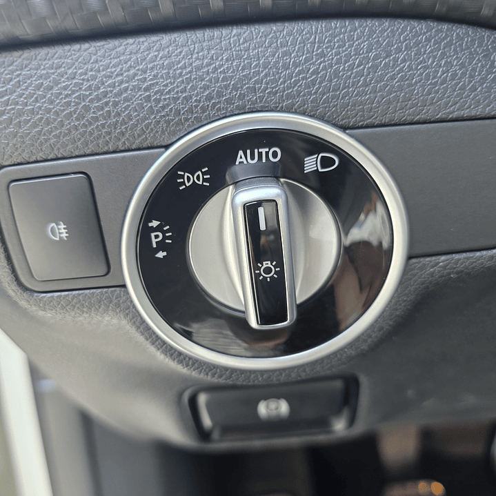 Mercedes class A180d Manual 19