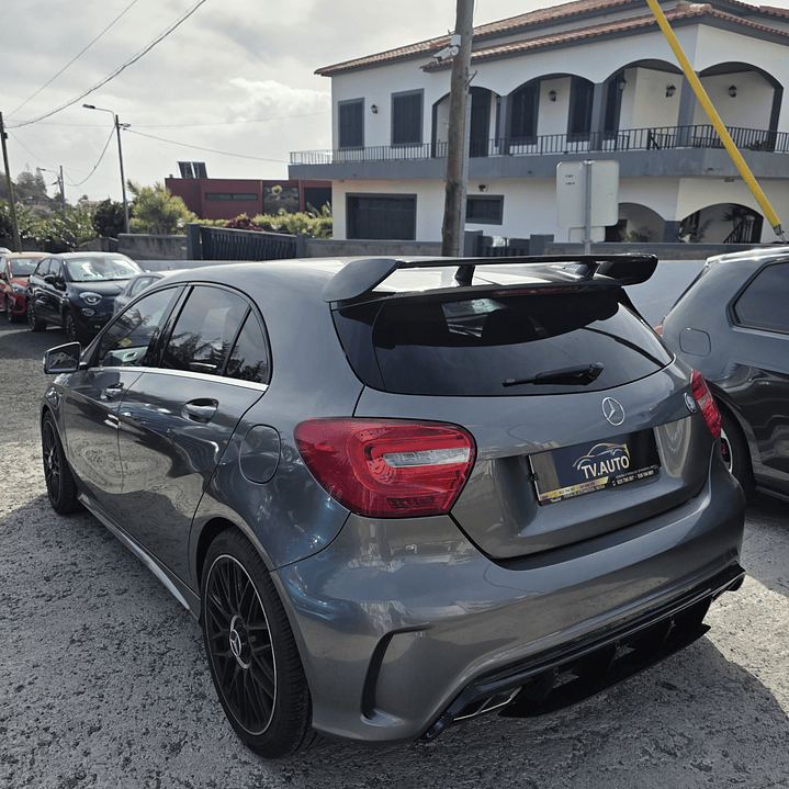 Mercedes class A250 AMG 20