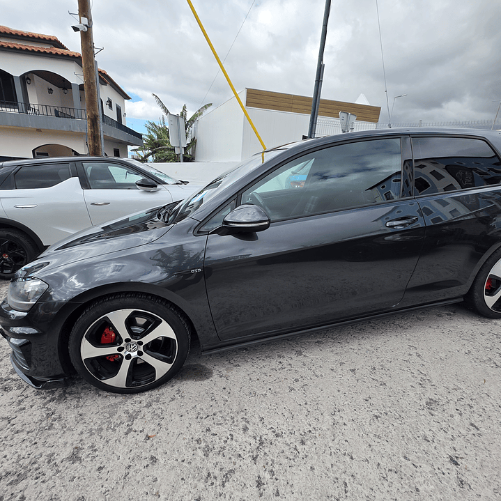 Volkswagen Golf 7 GTD 8