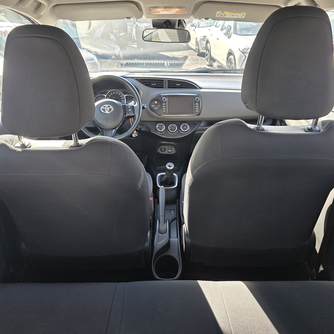Toyota yaris vvti  3