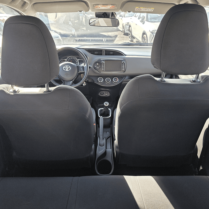 Toyota yaris vvti  3