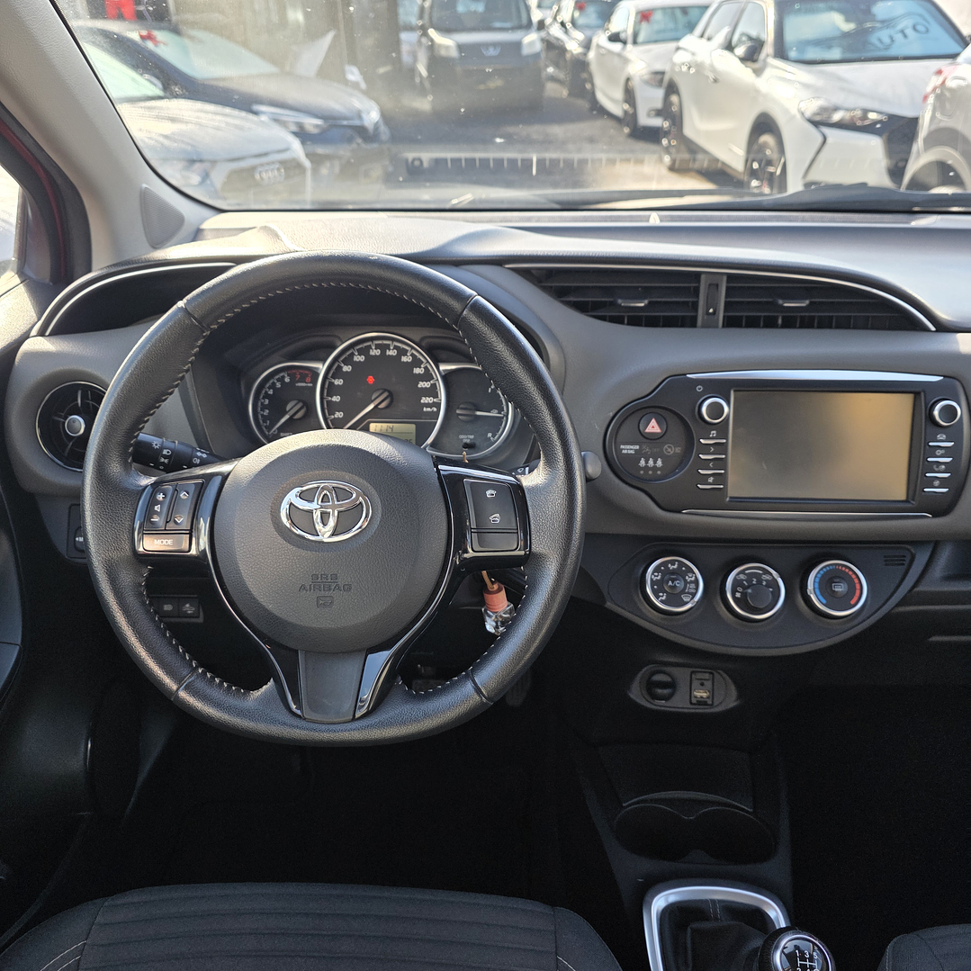 Toyota yaris vvti  4