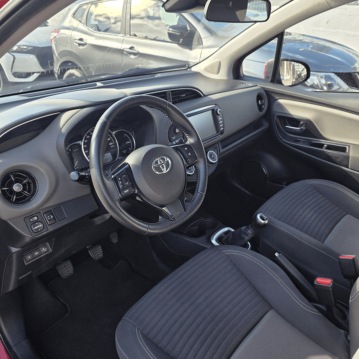 Toyota yaris vvti  5
