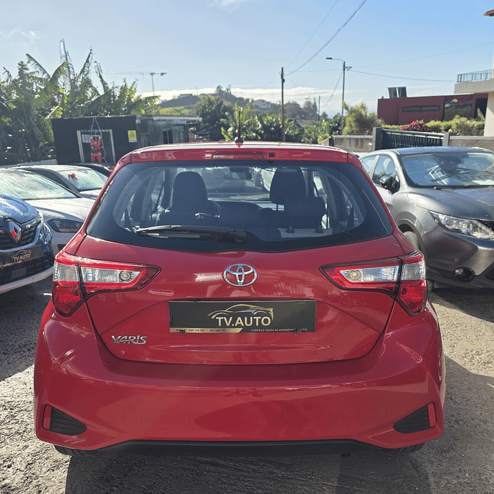 Toyota yaris vvti  9