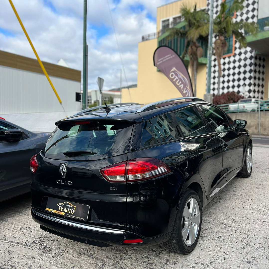 Renault clio 1.5 dci sport touer 2