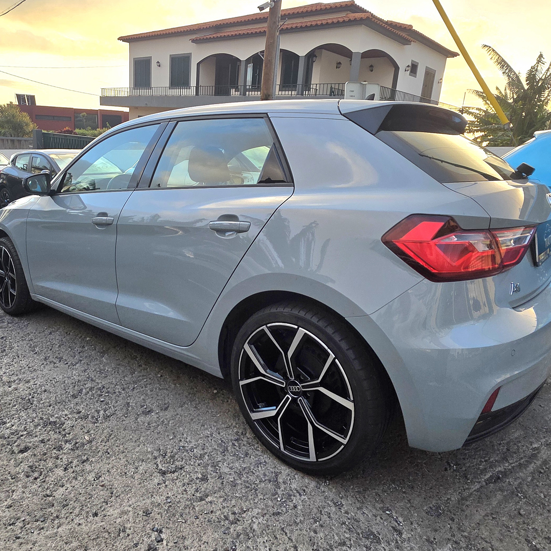 AUDI A1 SPORTBACK 25 TFSI 4
