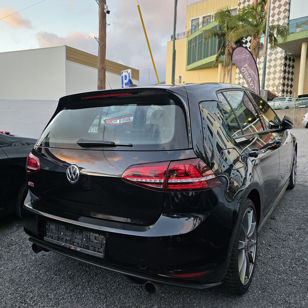 Volkswagen Golf 7 GTi perfotmace 2