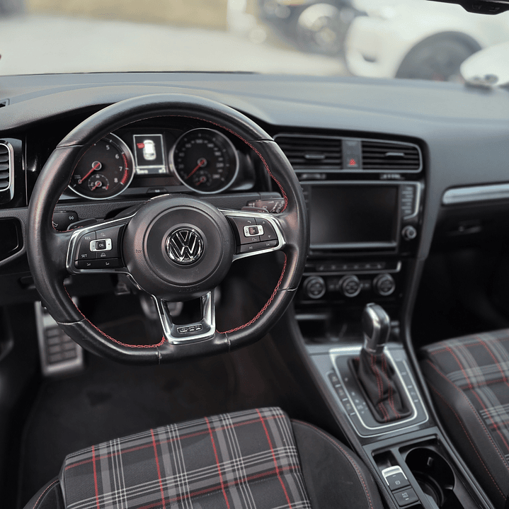 Volkswagen Golf 7 GTi perfotmace 5