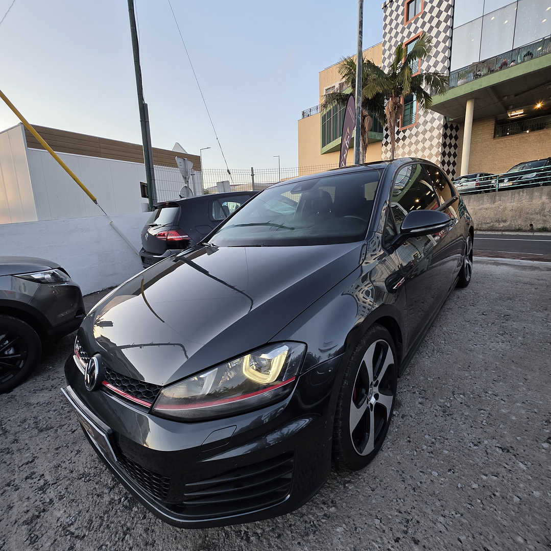 Volkswagen golf 7 GTi performace 3 portas 9