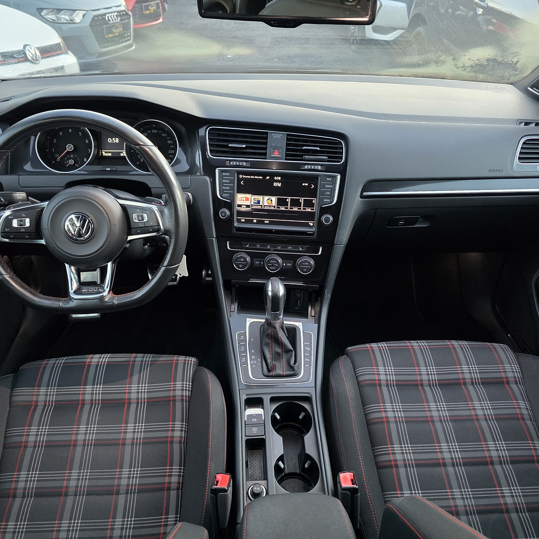 Volkswagen golf 7 GTi performace 3 portas 13