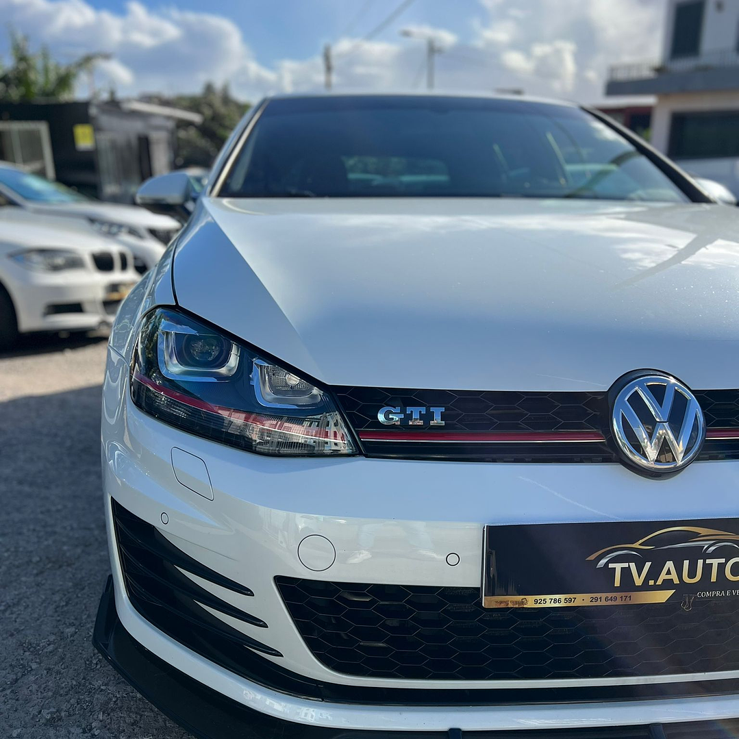Volkswagen Golf 7 GTi  3
