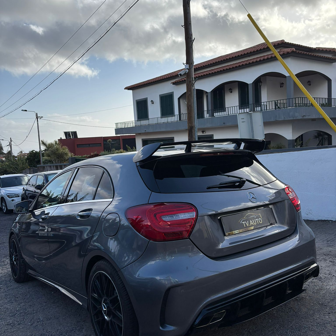 Mercedes class A250 AMG 6