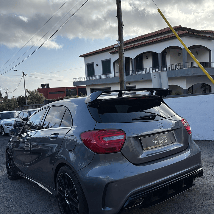 Mercedes class A250 AMG 6