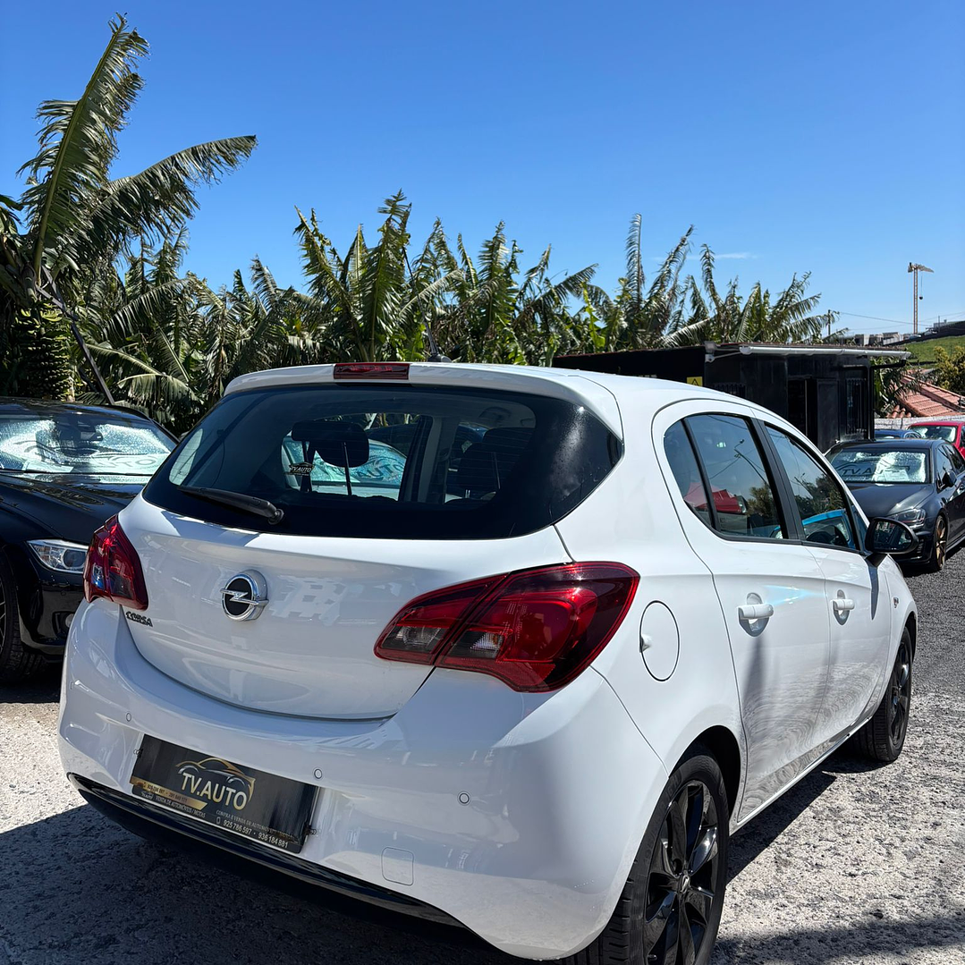 Opel corsa E Automatico 6