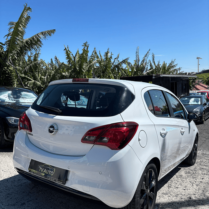 Opel corsa E Automatico 6