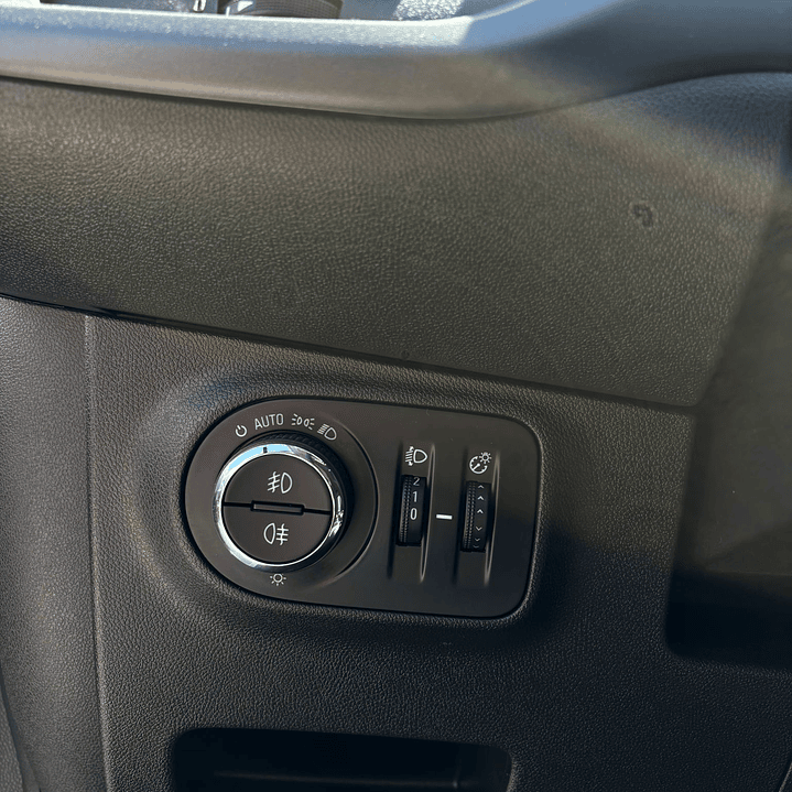 Opel corsa E Automatico 12