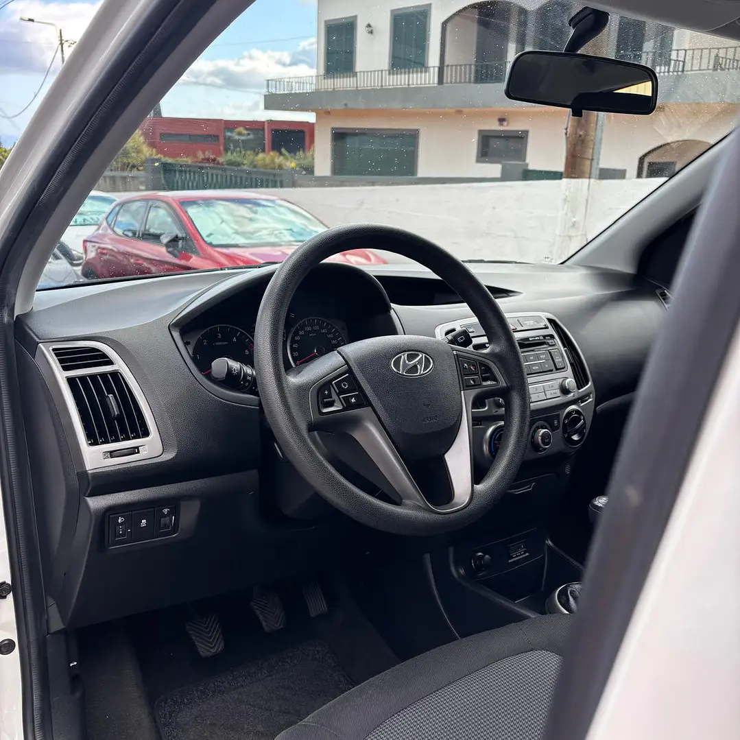 Hyundai i20 crdi 13