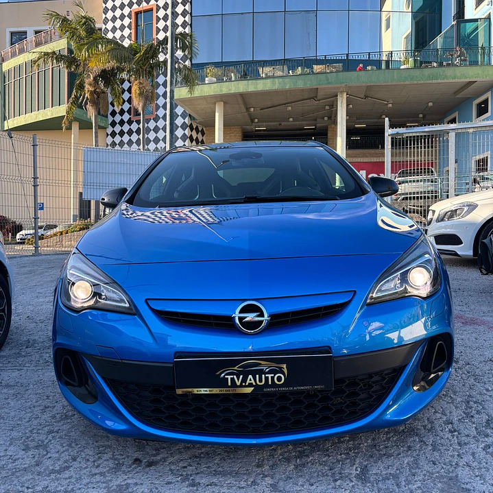 Opel Astra OPC 1
