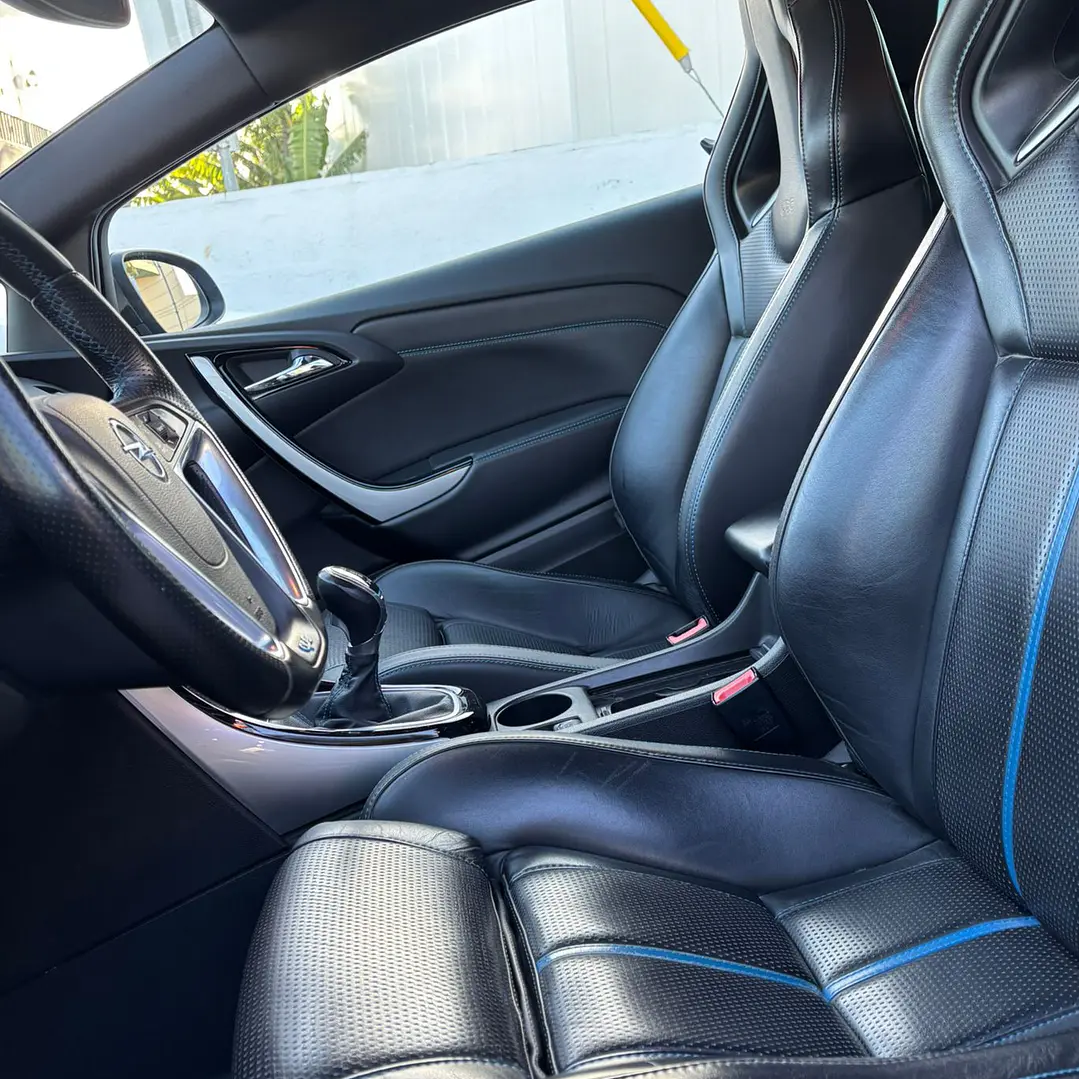Opel Astra OPC 15