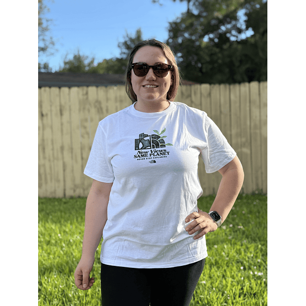 Polera New Views Same Place 2