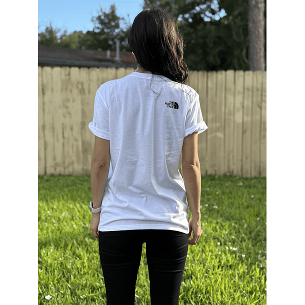 Polera New Views Same Place 3