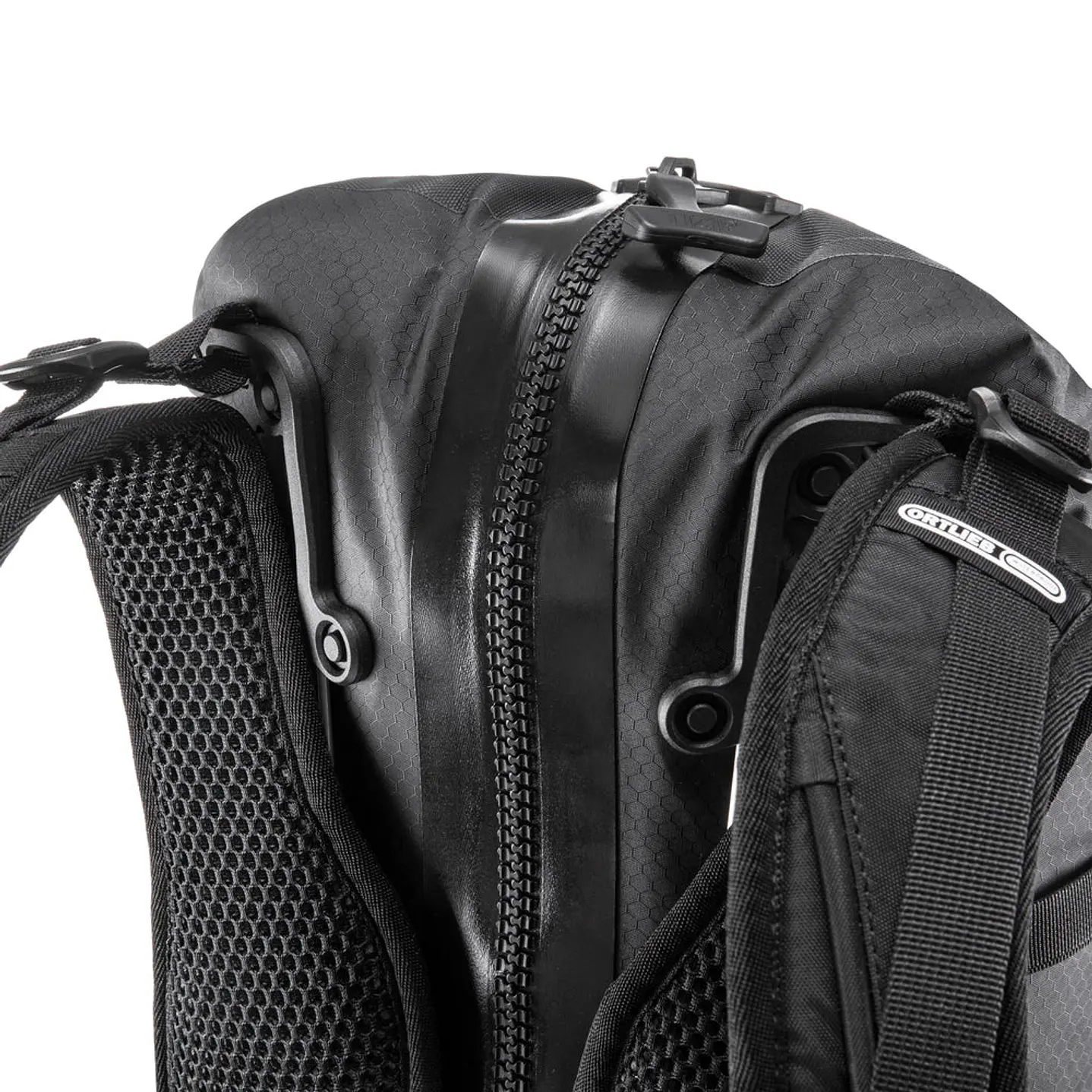 Mochila Ortlieb Atrack Bike 25L Black Matt 4
